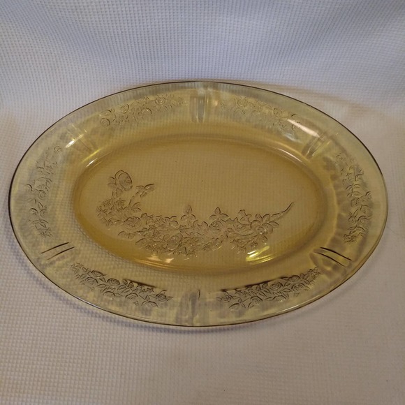 Depression Era Federal 12 inch Oval Amber Glass Platter in Sharon (Cabbage Rose) - Picture 16 of 16
